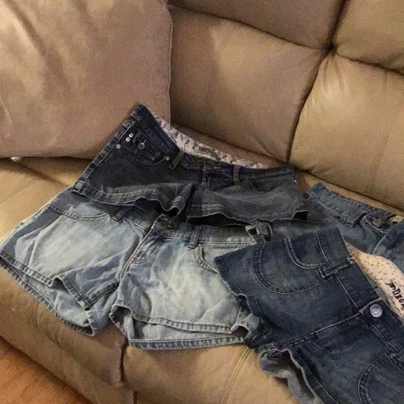 4. Pair of short shorts (SOLD) - Picture 2 of 2